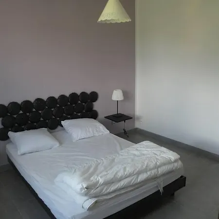 Feriehus Pour 10 Personnes Avec Piscine Et Jacuzzi Alès