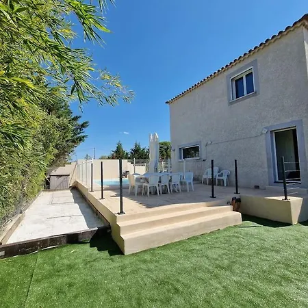 Pour 10 Personnes Avec Piscine Et Jacuzzi Feriehus *