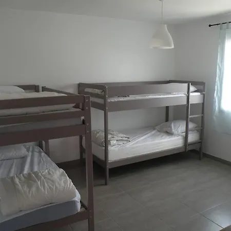 Pour 10 Personnes Avec Piscine Et Jacuzzi Feriehus *