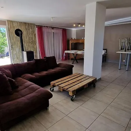 Pour 10 Personnes Avec Piscine Et Jacuzzi * Alès