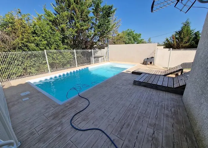 Ferienhaus Pour 10 Personnes Avec Piscine Et Jacuzzi *