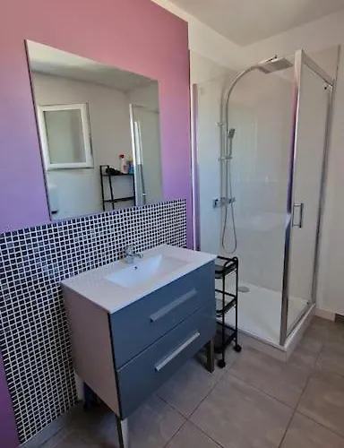 Ferienhaus Pour 10 Personnes Avec Piscine Et Jacuzzi Alès